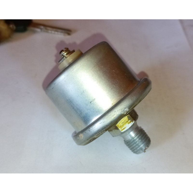Датчик тиску оливи 23.3829 (0-6 кгс/см2) 12V-24V Газель, Соболь (дв.402,406,405) Датчик тиску оливи 23.3829 (0-6 кгс/см2) 12V-24V Газель, Соболь (дв.402,406,405)